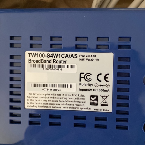 SALE  TRENDnet 4 port cable/DSL broadband router TW100NS4W1ca in box - Picture 11 of 11